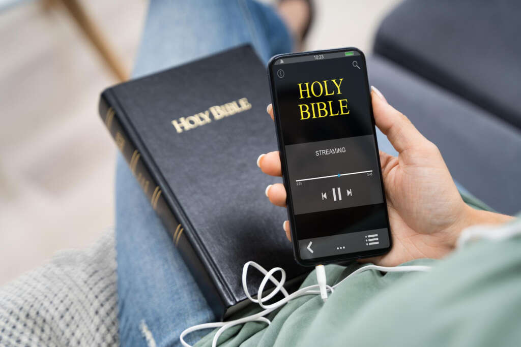 Prayer Apps vs Traditional Prayer Methods: Which Is Better?