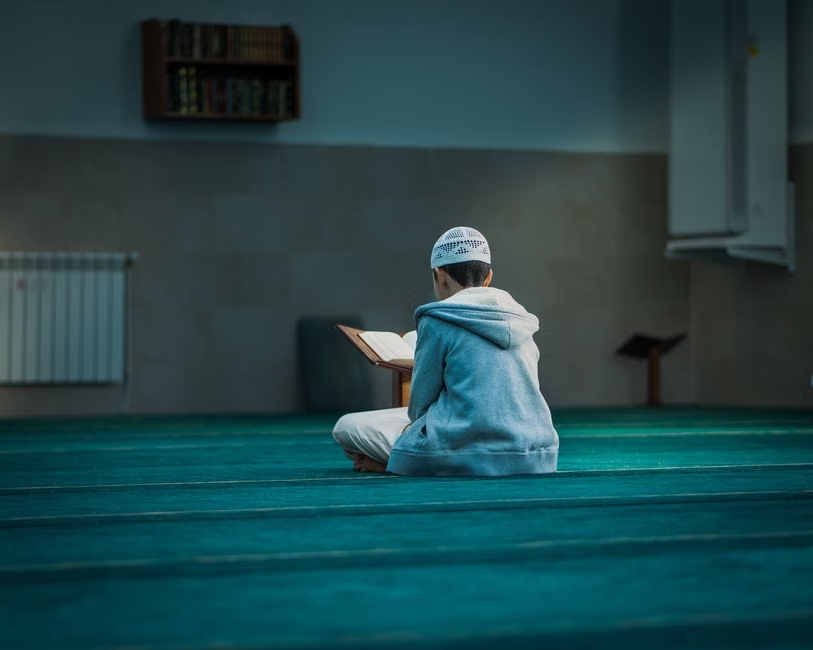 Children learning daily prayer habits with family and digital faith tools for spiritual growth
