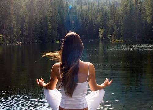 A person doing meditation peacefully